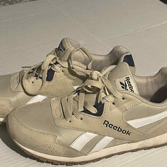 REEBOK TAN/WHITE/BLUE LINING YOUTH SIZE 6 (FITS A WOMEN SIZE 7.5) - Picture 5 of 7
